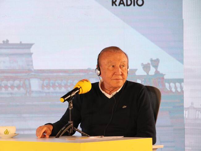 l candidato presidencial Rodolfo Hernández explicó la importancia de que, en países del hemisferio norte, se “venda inteligencia”.