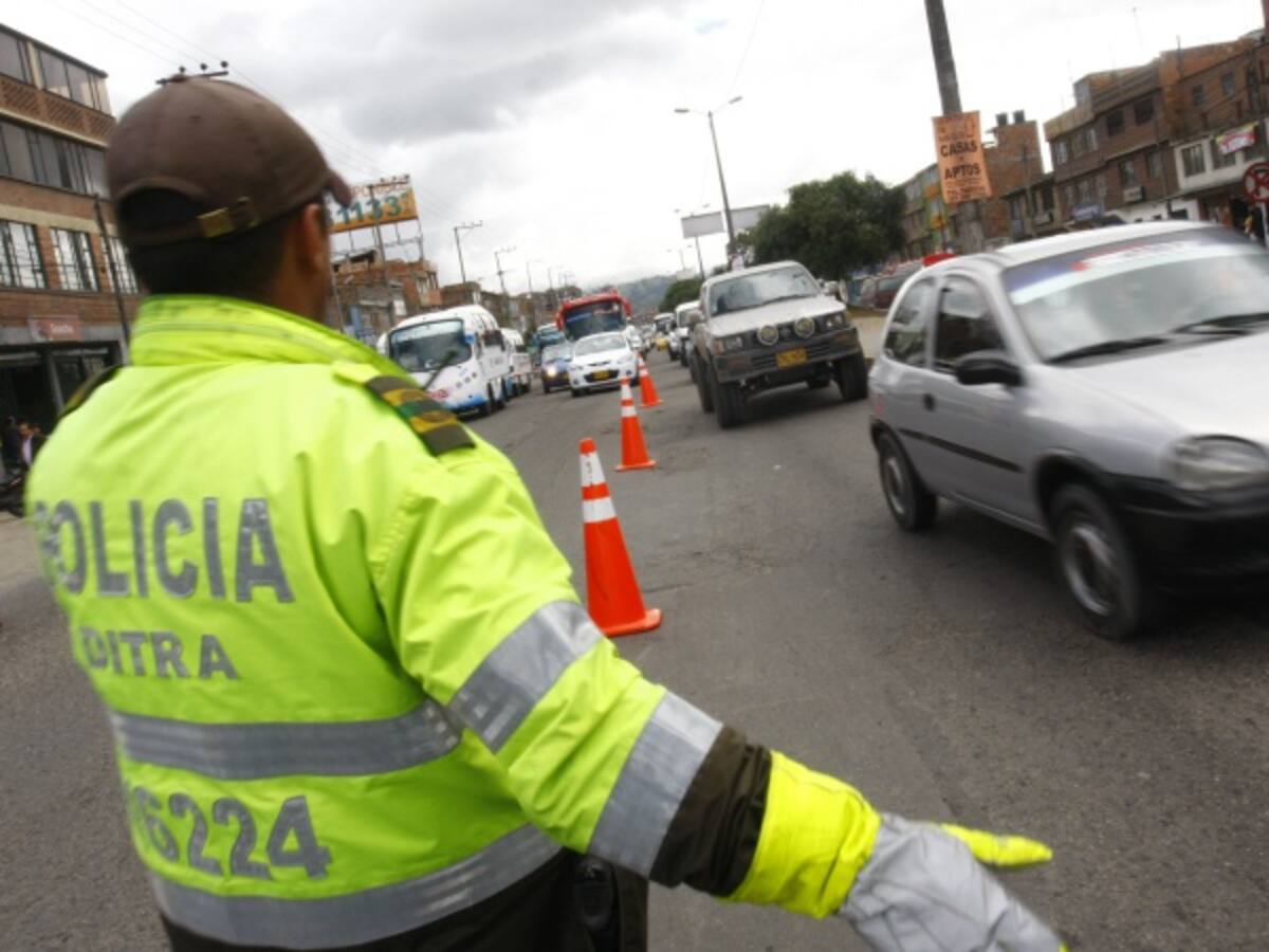 Comenzaron a regir nuevas tarifas de comparendos, patios y grúas en Bogotá