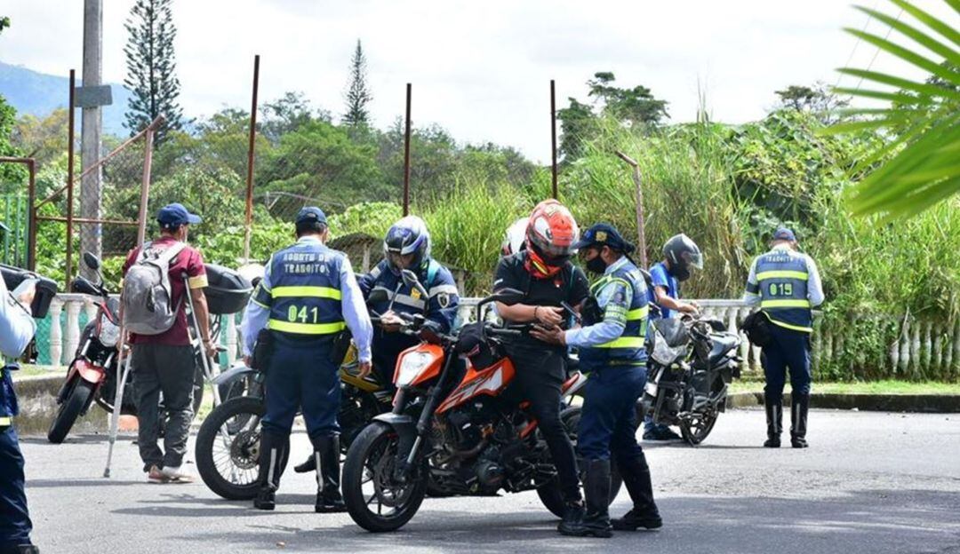 Agentes de tránsito de Ibagué 