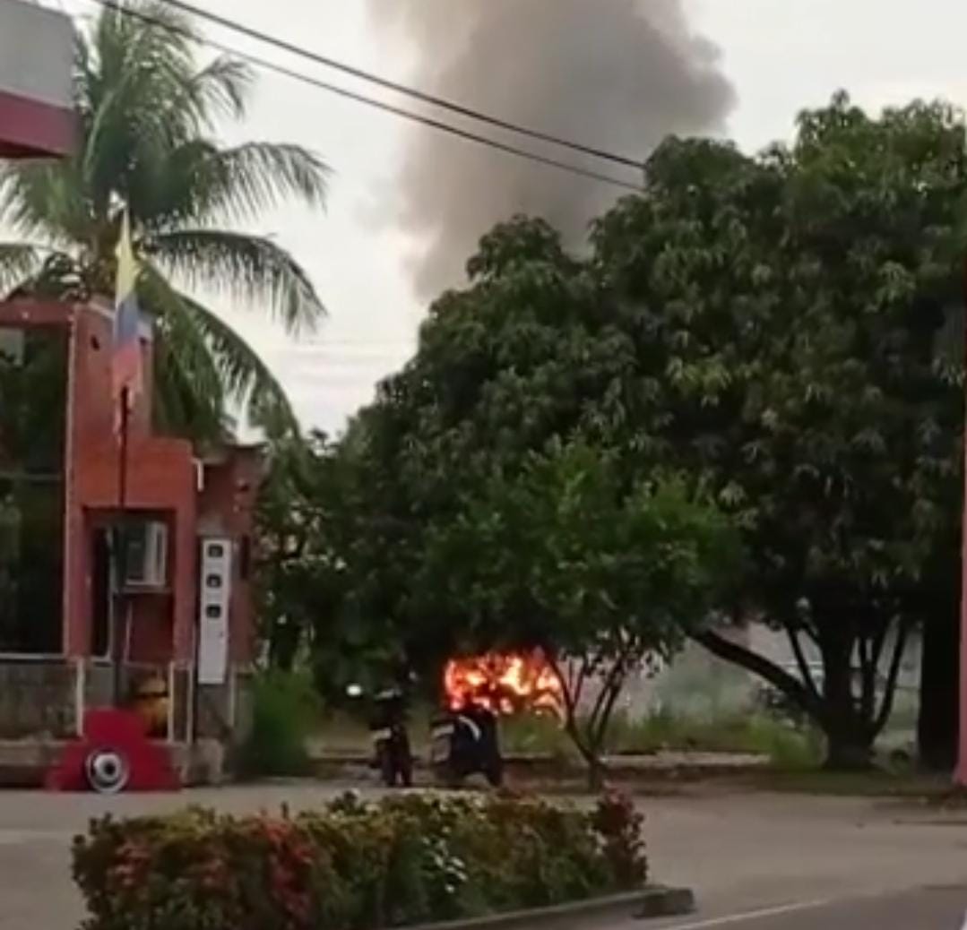 Durante incendio una mujer resultó herida
