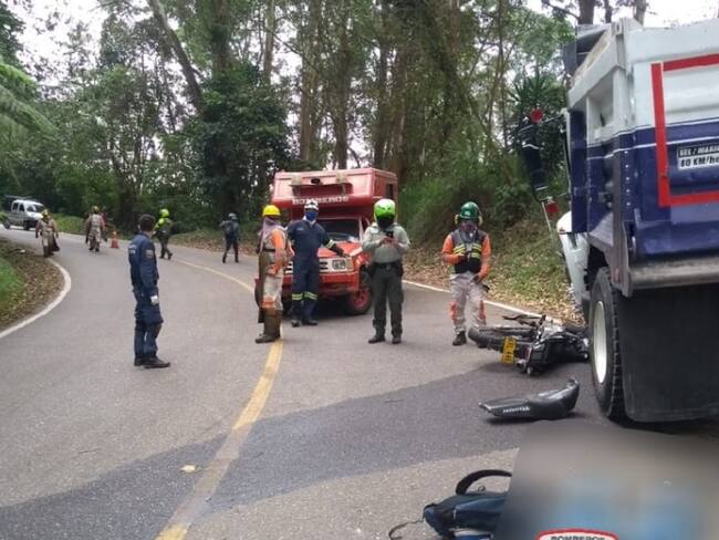 Violento accidente dejó un motociclista muerto en Tolima