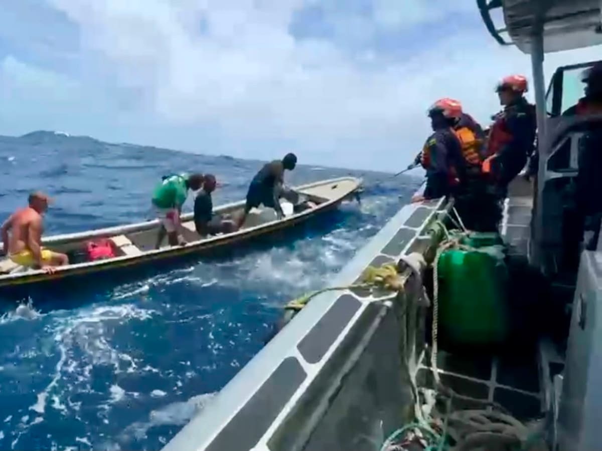 Armada rescató a 11 tripulantes tras incendio en una embarcación en San Andrés y Providencia