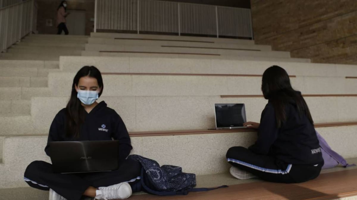 Entre nivel medio y bajo se encuentra más del 60% de colegios públicos del país
