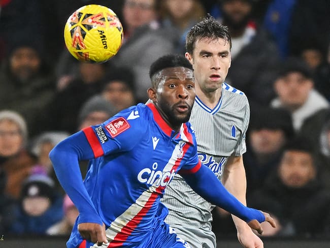 LONDON, ENGLAND - JANUARY 4: Jefferson Lerma of Crystal Palace battles with Séamus Coleman of Everton during the Emirates FA Cup Third Round match between Crystal Palace and Everton at Selhurst Park on January 4, 2024 in London, England. (Photo by Vince Mignott/MB Media/Getty Images)