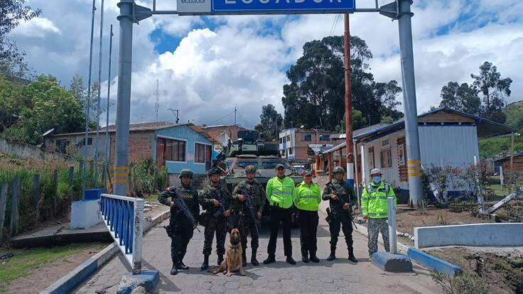“Existe una cooperación en seguridad entre Colombia y Ecuador”: comandante FF.MM.