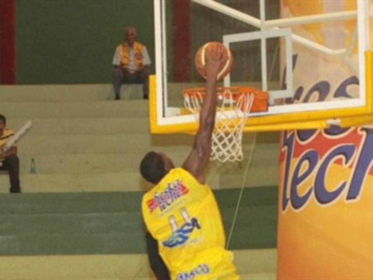Bambuqueros y Búcaros jugarán la final del baloncesto colombiano