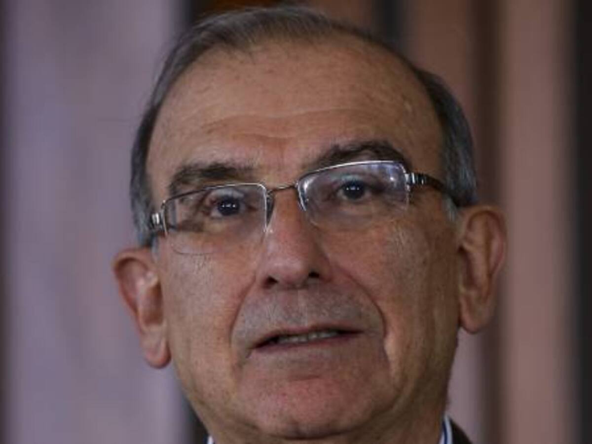 Todos los que hicieron daño en el marco del conflicto deberán repararlo: De la Calle