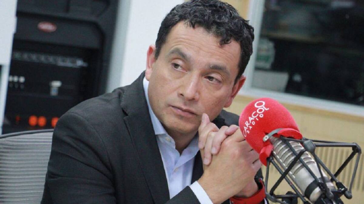 Duque perdió la oportunidad de generar equilibrio en su gobierno: Libreros