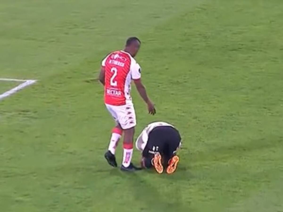 “No era mi intención”: Marlon Torres se excusó por polémica jugada en Sudamericana