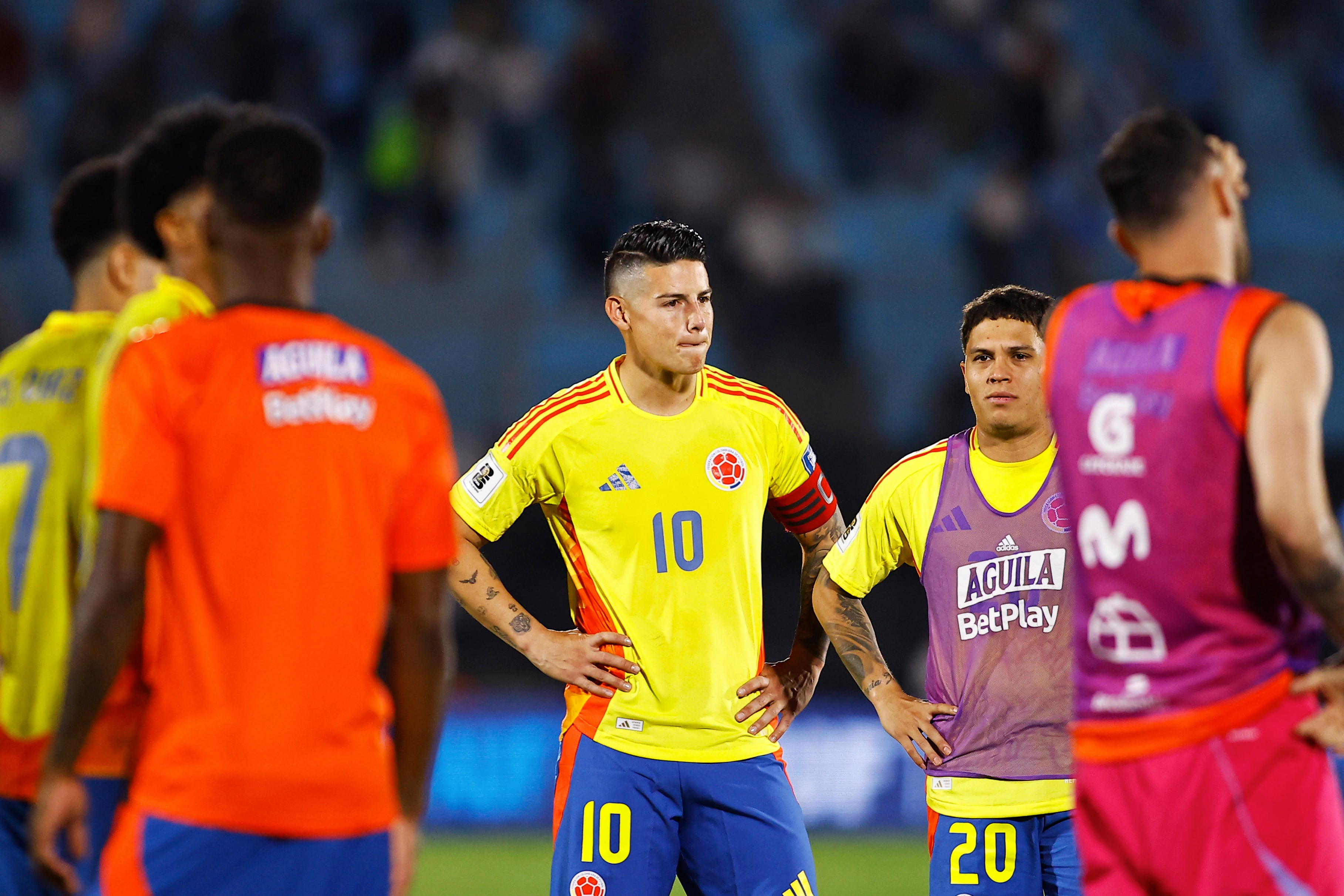 James Rodríguez y su rostro de decepción al final del juego ante Uruguay.  (Photo by Ernesto Ryan/Getty Images)