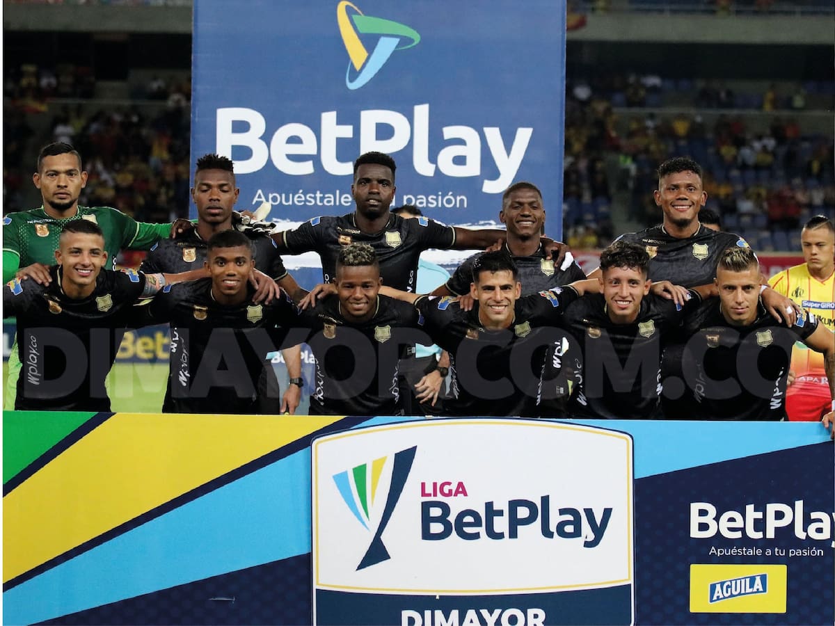 Águilas logró un triunfo clave en Bucaramanga y se acercó a la clasificación