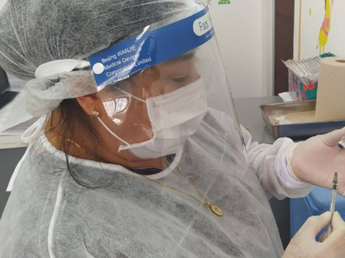 El 90% de los policías en el Quindío han sido vacunados contra COVID-19