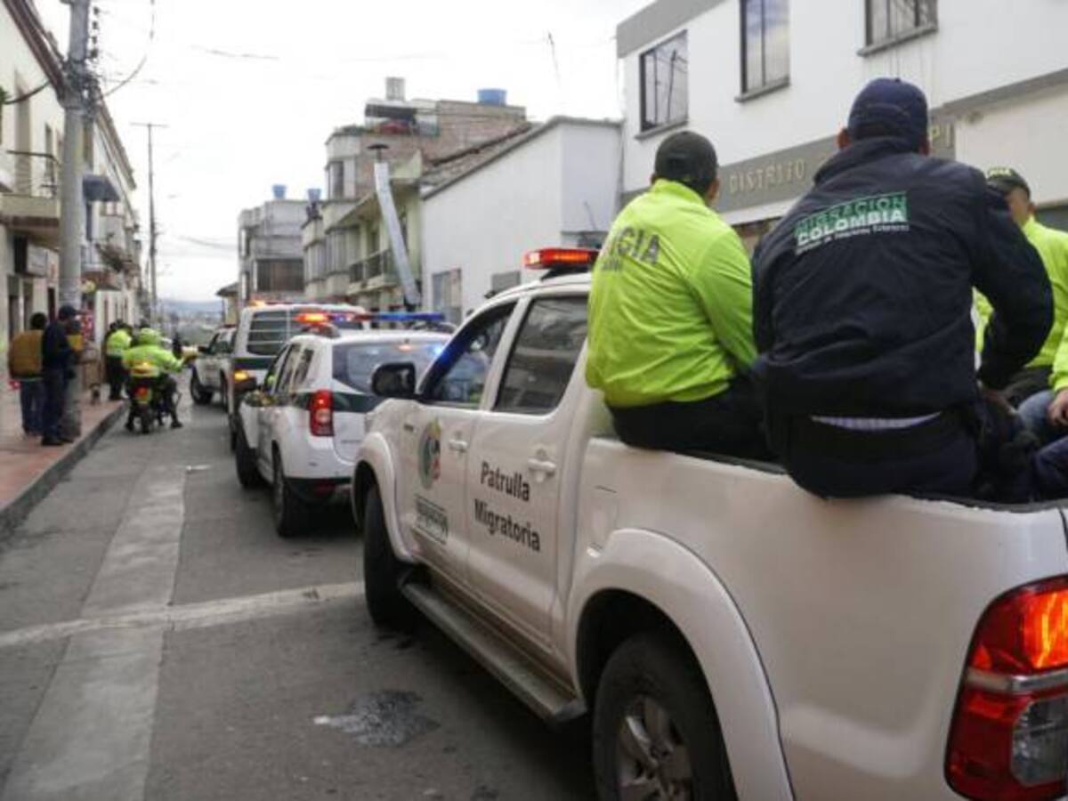 Más de 1.350 migrantes ilegales se acogen a deportación voluntaria