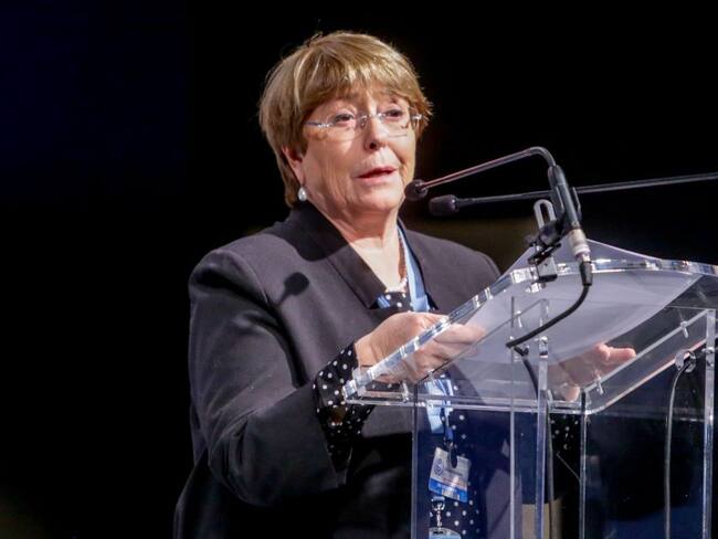 Bachelet alertó de alto nivel de violencia y uso del Ejército en Colombia