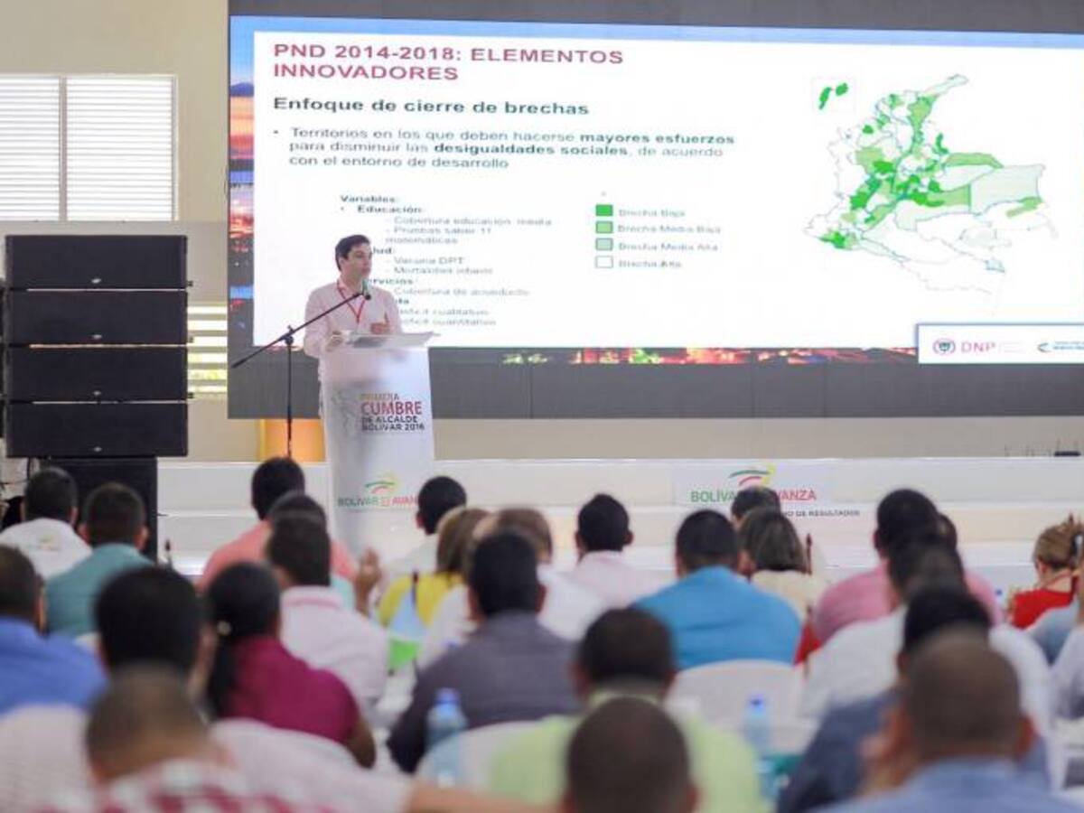 DNP invitó a alcaldes de Bolívar a trabajar en los planes de desarrollo