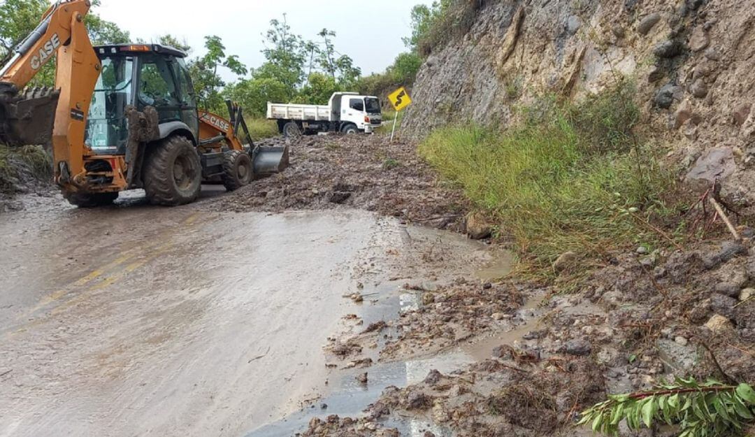 Pitalito Huila reporta 14 puntos críticos por la ola invernal.