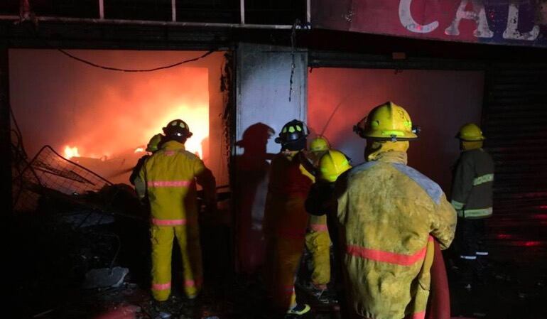 Muchas de las edificaciones no cuentan con el sistema apto para atender emergencias.