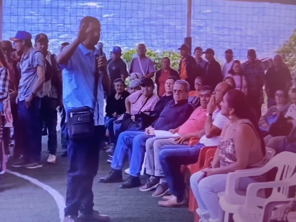 Comunidad de Garagoa protesta por avalúos catastrales y estatuto tributario