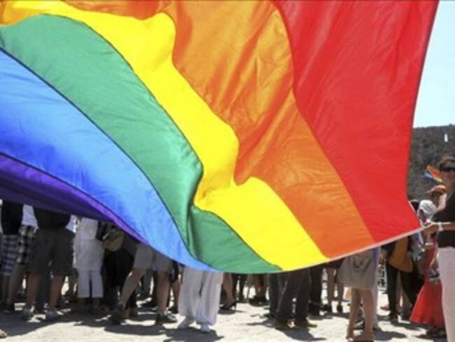 Uganda castigará con cadena perpetua actos homosexuales