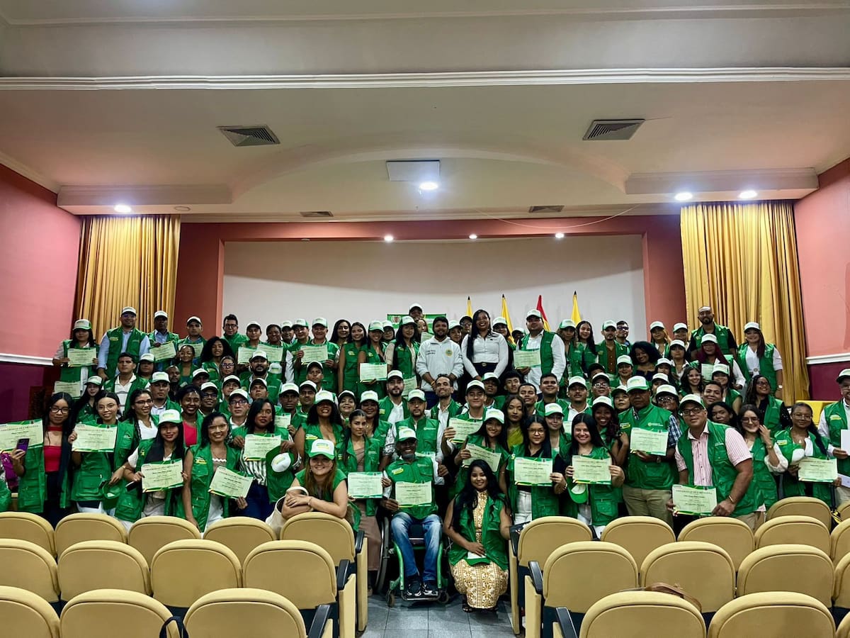 Cartagena cuenta con 120 nuevos defensores urbanos formados en gestión y control territorial