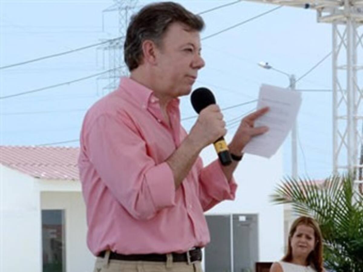 Gobierno se compromete a implementar ley de víctimas en Carmen de Bolívar