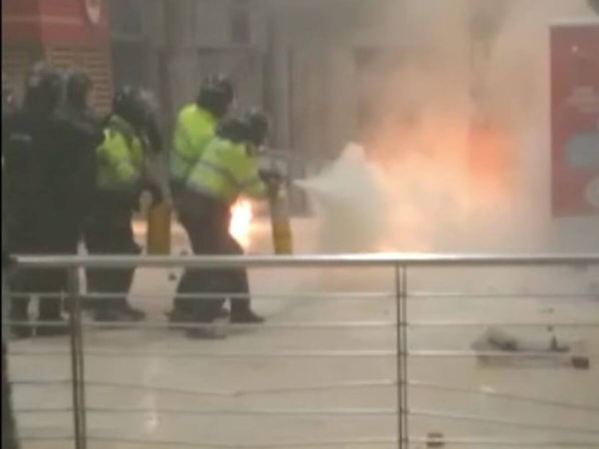 Portal Suba fue atacado con bombas incendiarias