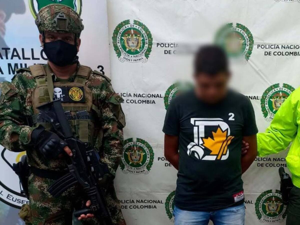 Capturado cuando pretendía entregar armamento a disidentes en Jamundí,Valle