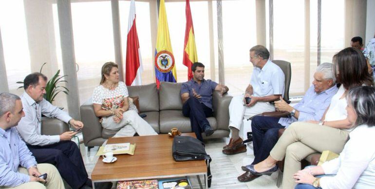 La Superintendente de Servicios Públicos, Patricia Duque, reunida con las autoridades del Atlántico