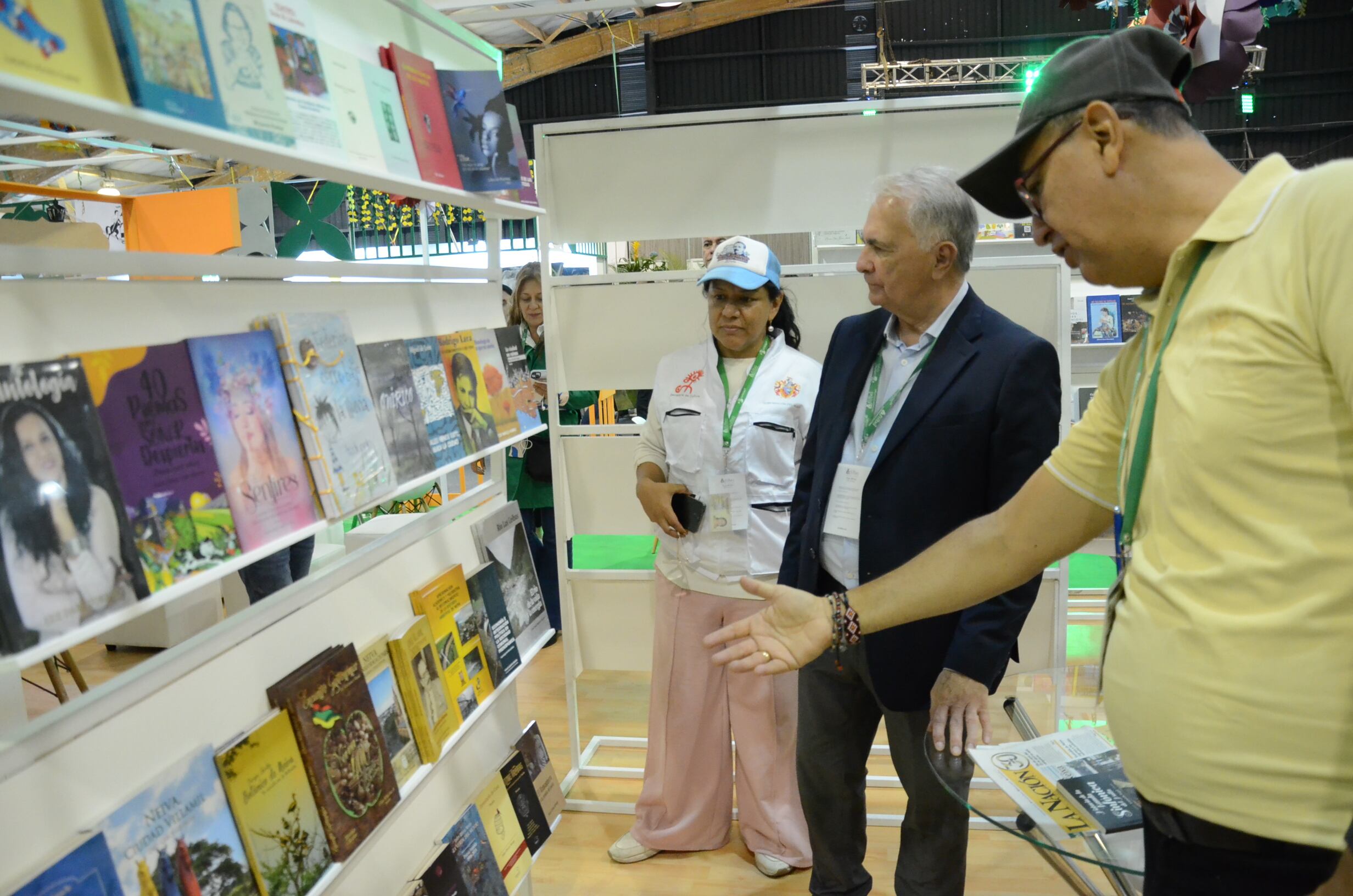 Más de 1.000 libros a la venta, la promoción de 12 autores neivanos y 40 escritores regionales que fueron elegidos gracias a convocatoria pública.