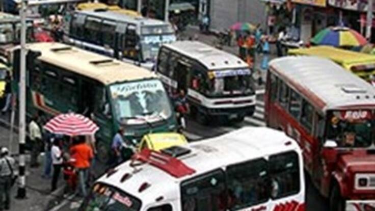 Sigue el paro de transportadores en Cali