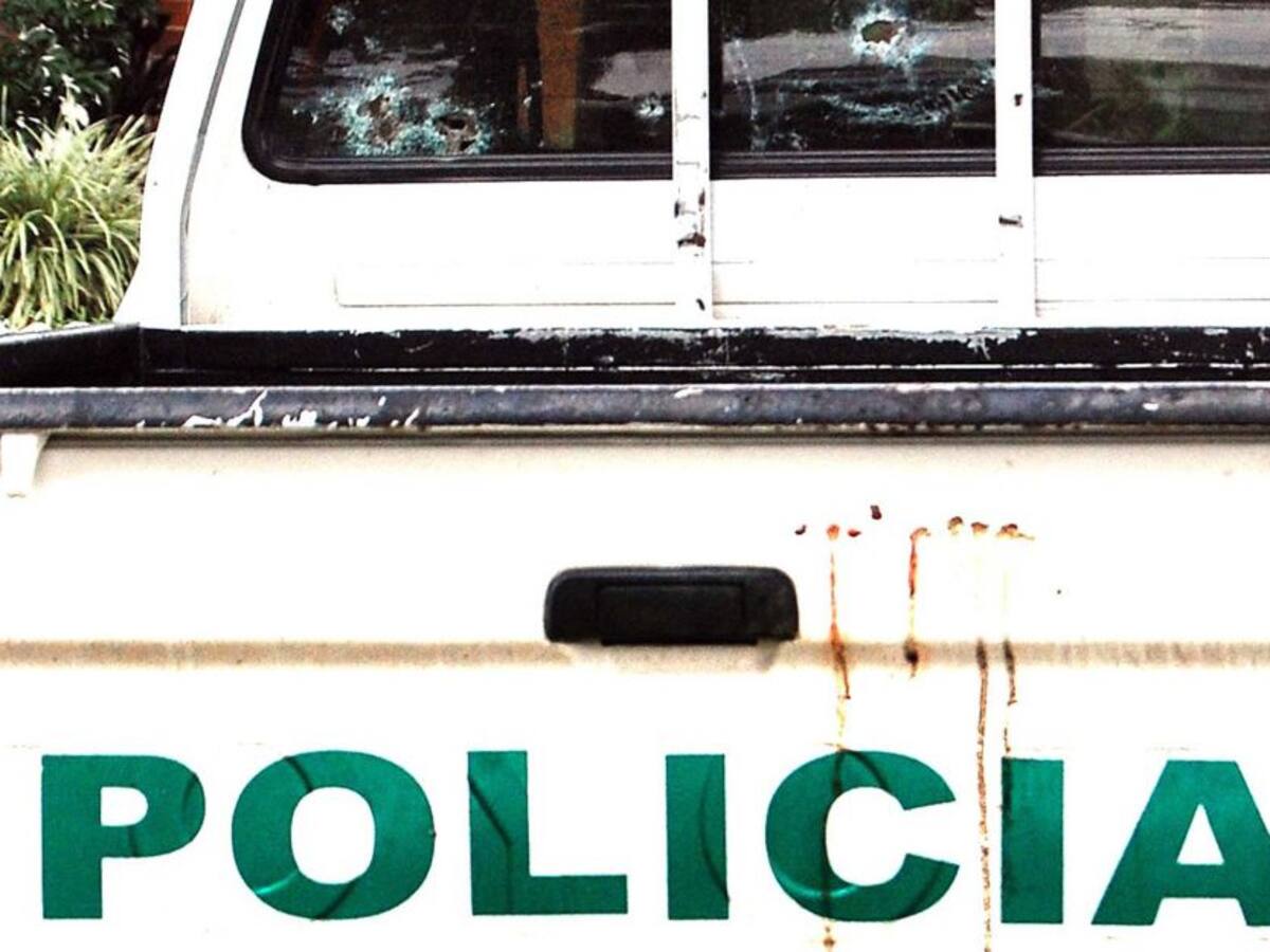 En video: Se volcó una patrulla de policía en Bogotá