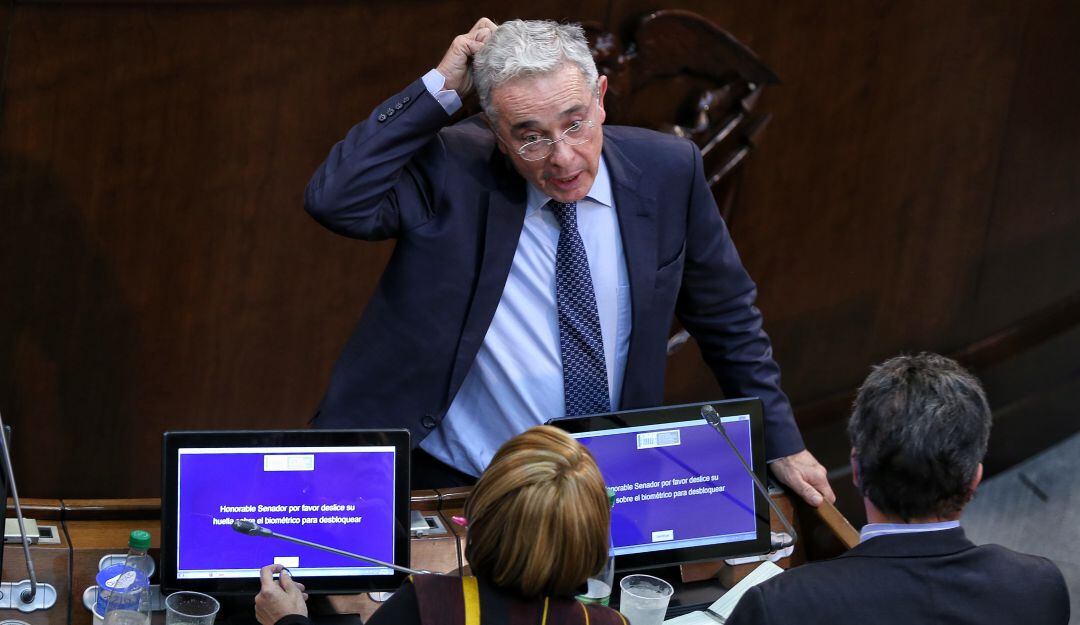 Expresidente Álvaro Uribe defiende su propuesta de una amnistía general