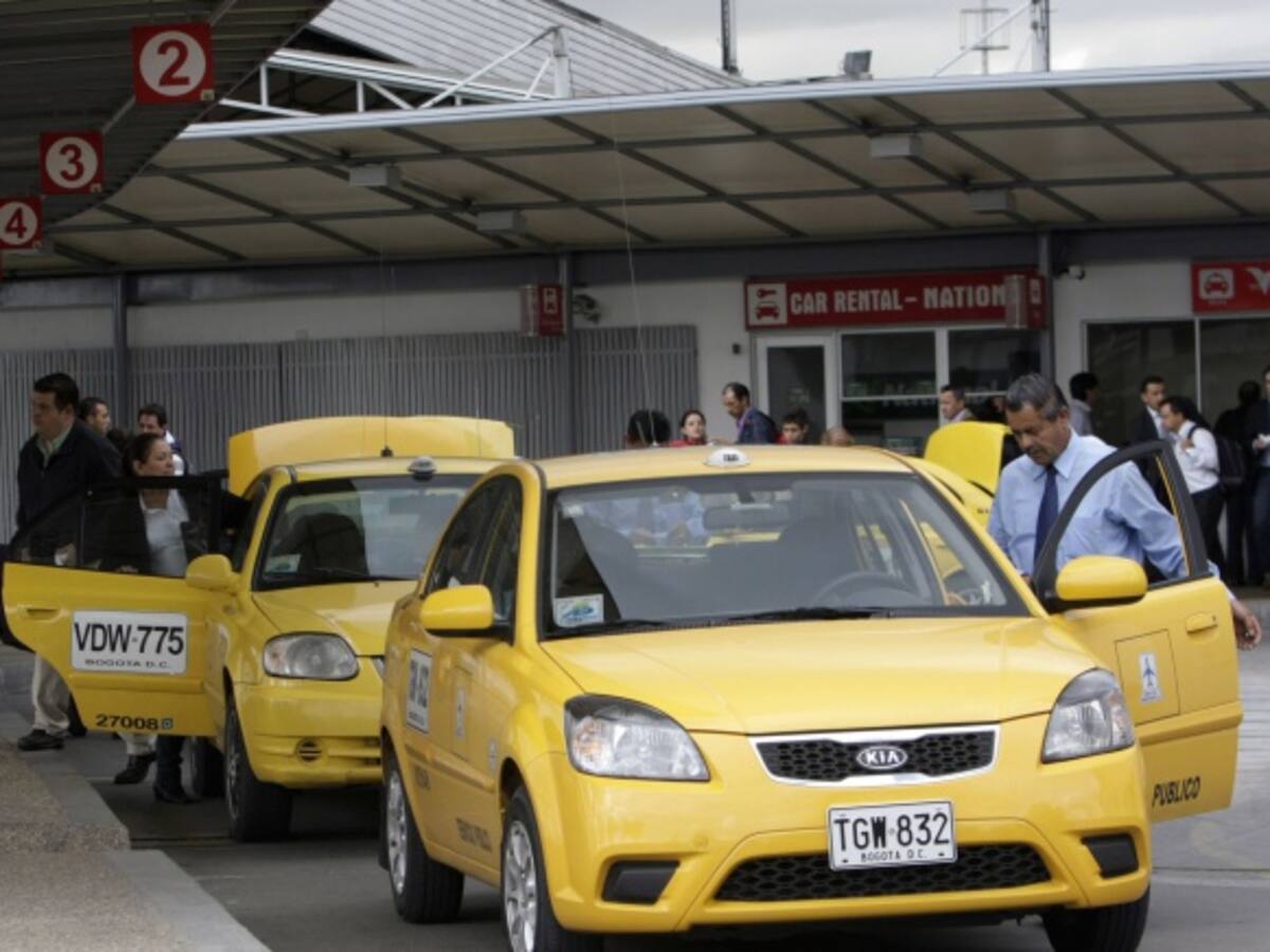 Taxistas se aliaron para mejorar el servicio por medio de nueva aplicación tecnológica