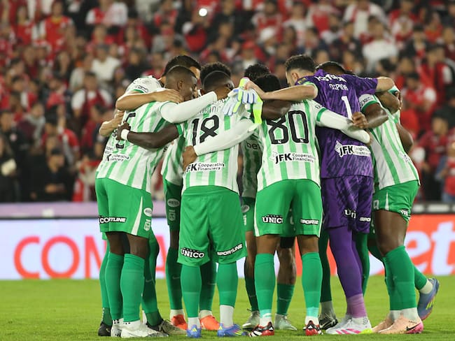Jugadores de Atlético Nacional. (Photo by Daniel Garzon Herazo/NurPhoto via Getty Images)