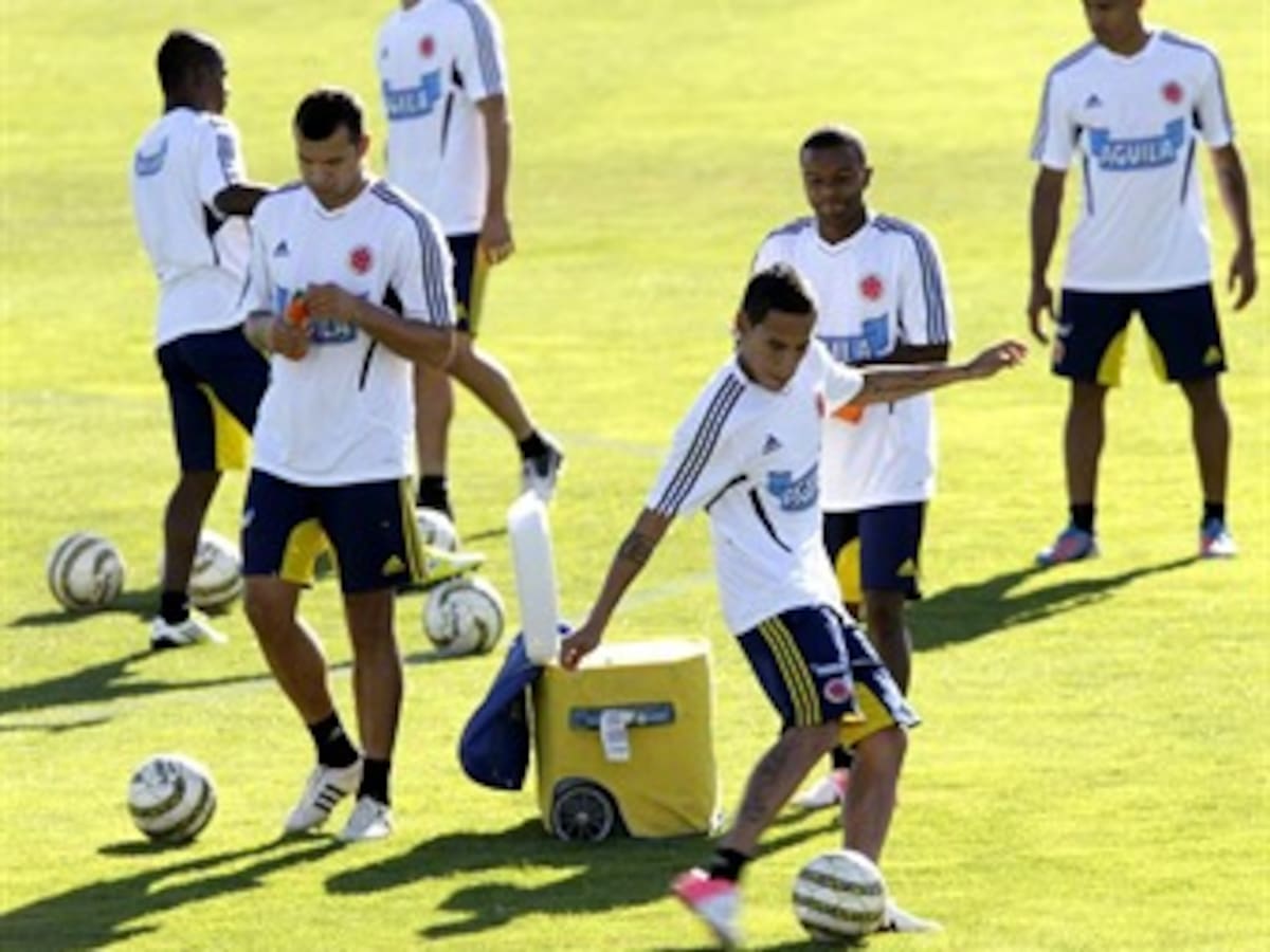 Pékerman convocó 22 jugadores para el amistoso contra Guatemala