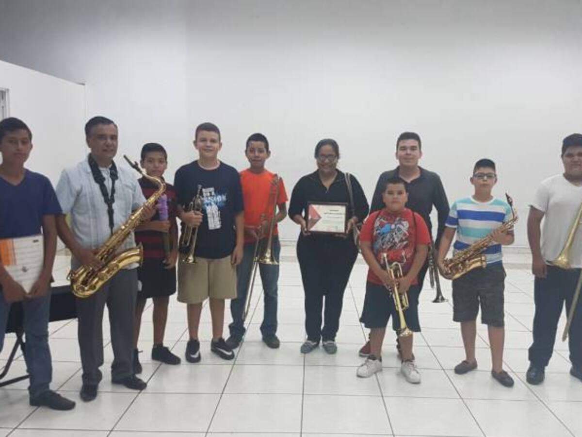 El vallenato y la cumbia se pasearon por México