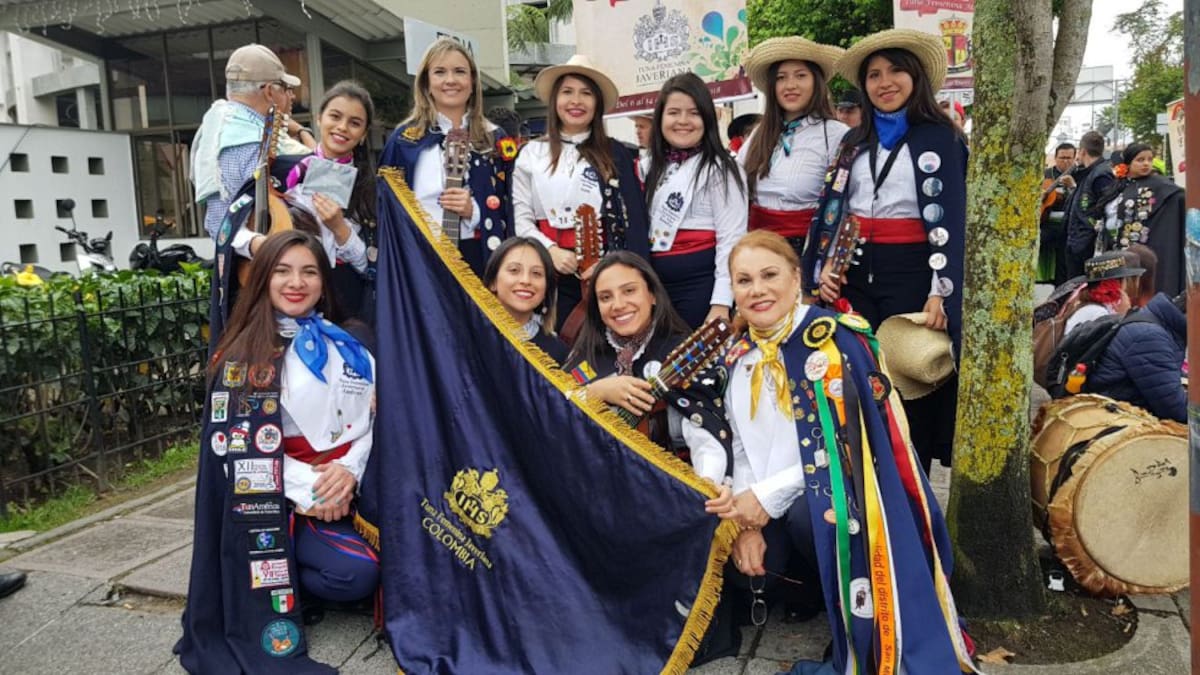 El desfile de las Carretas del Rocío en el cuarto día de la Feria de Manizales