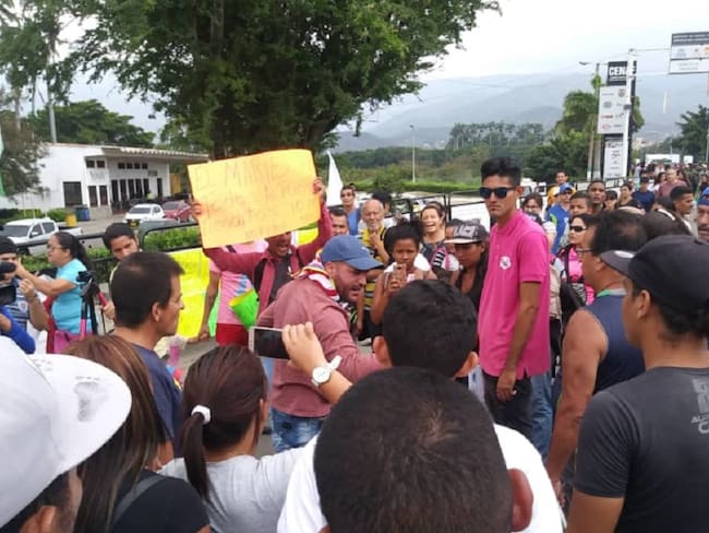 Venezolanos piden que marcha del 12 de febrero llegue a Tienditas