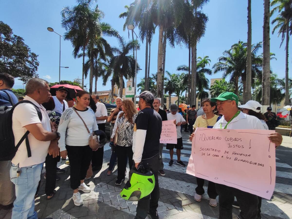Bumangueses vuelven a protestar por altos cobros en el recibo del impuesto predial