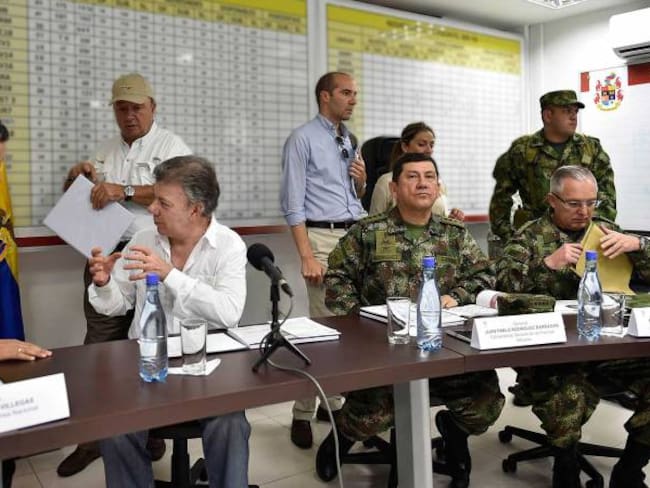 Santos ofrece 1.000 millones de pesos por cabecilla del ELN en Arauca