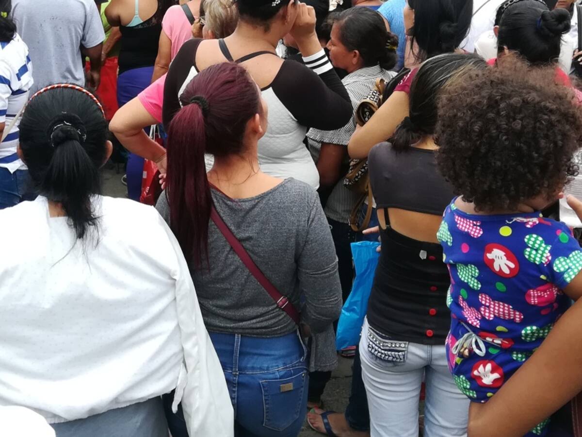 Asociaciones piden que trabajos a mujeres mayores de 40 sea priorizado