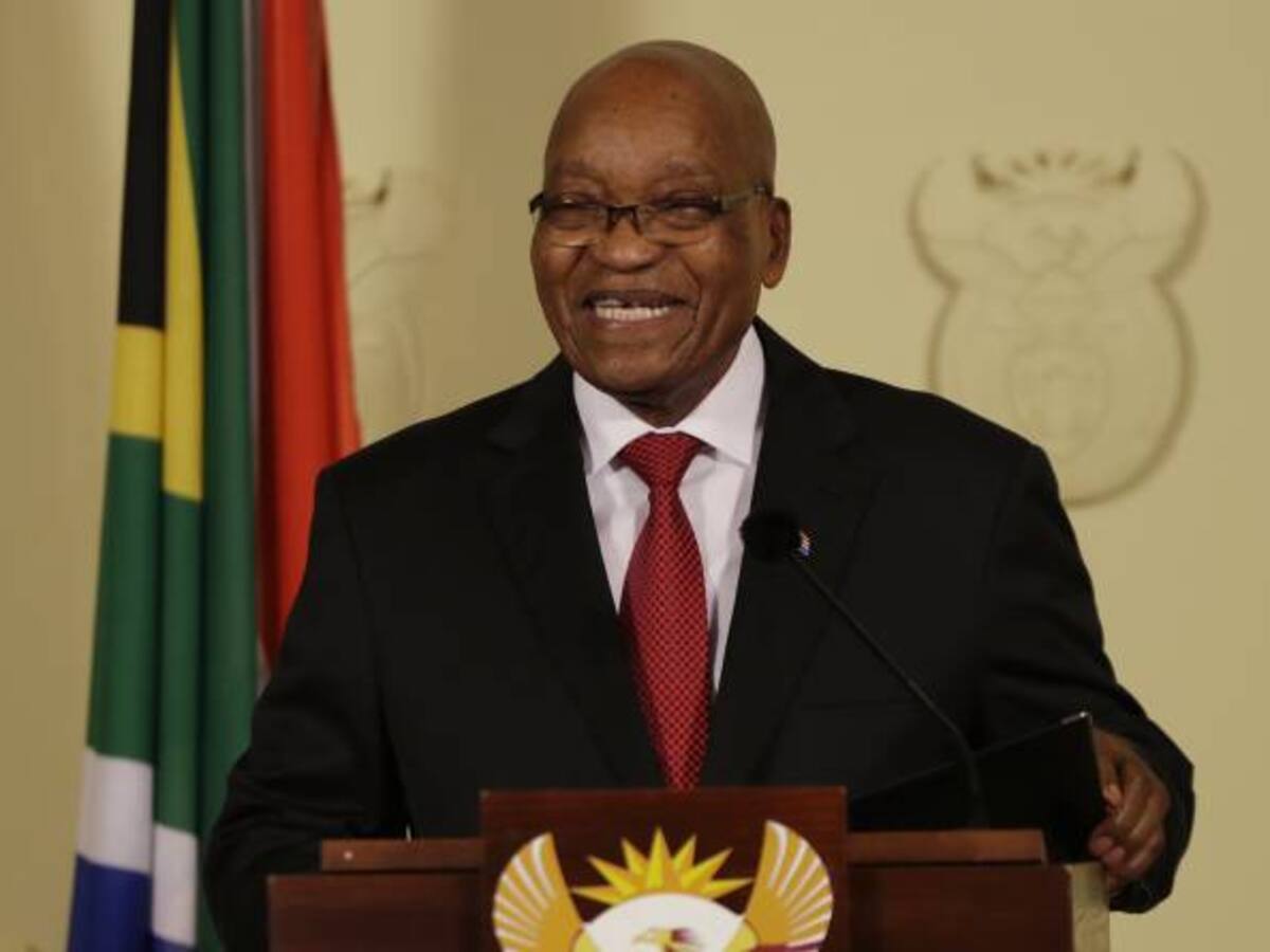 Renuncia el presidente de Sudáfrica