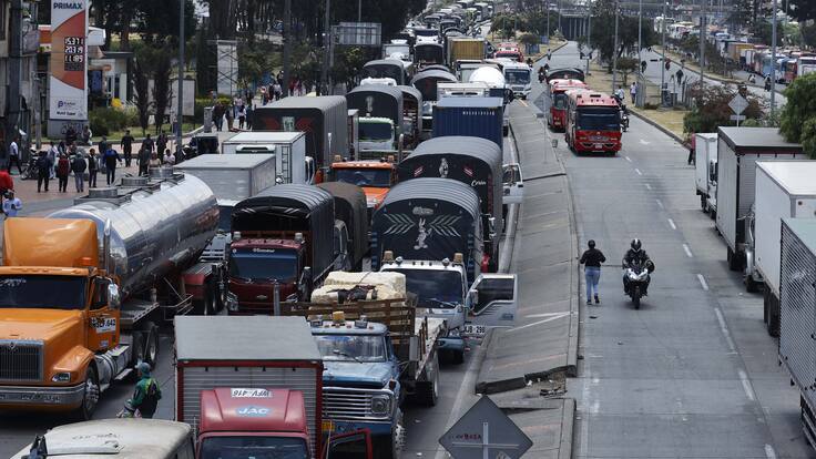 Paro camionero: Tránsito y Transporte da acompañamiento para habilitar paso humanitario