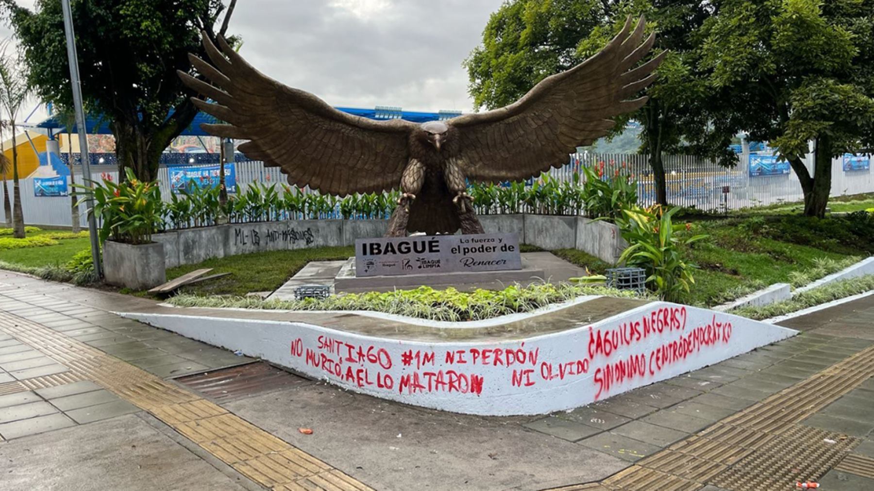 Escultura Águila Renaciente en Ibagué
