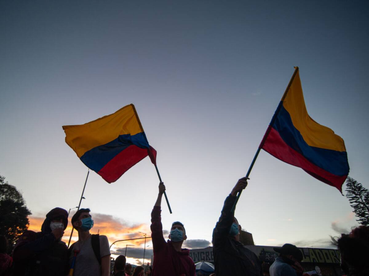 Al Oído: ¿Marchar por reformas que no se conocen? ¡Trabajen, vagos!