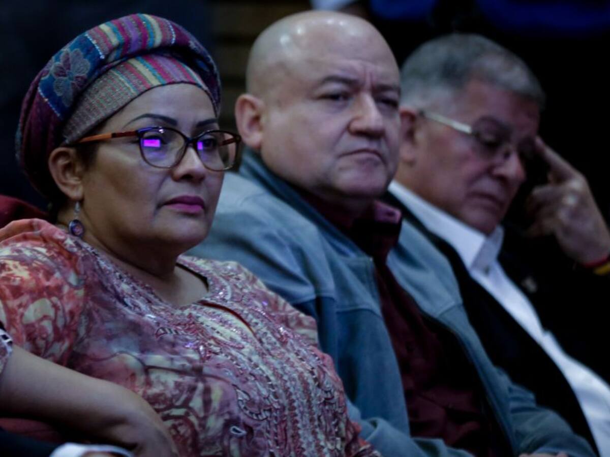 Partido Farc pide frenar asesinato de excombatientes