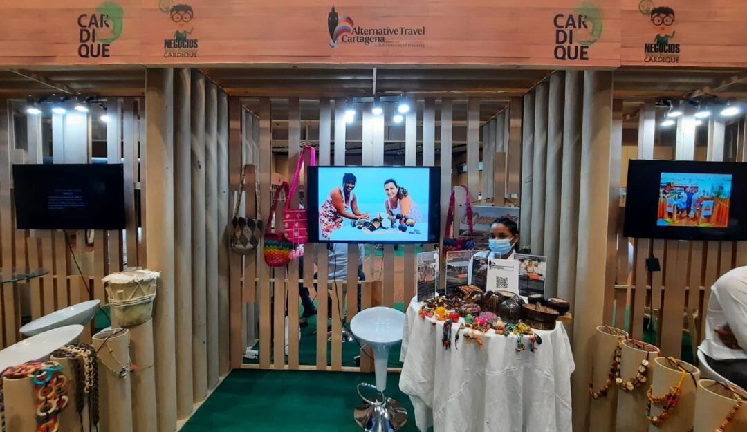 El evento agrupa a 54 negocios verdes, quienes participan una muestra comercial de la oferta de bienes, productos y servicios