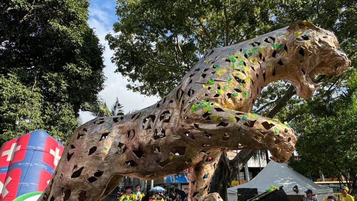 Escultura Leopardo