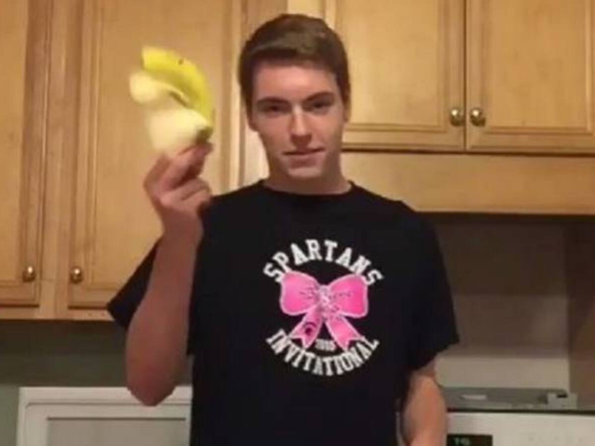 “BananaPeelChallenge” el reto viral que se toma Twitter