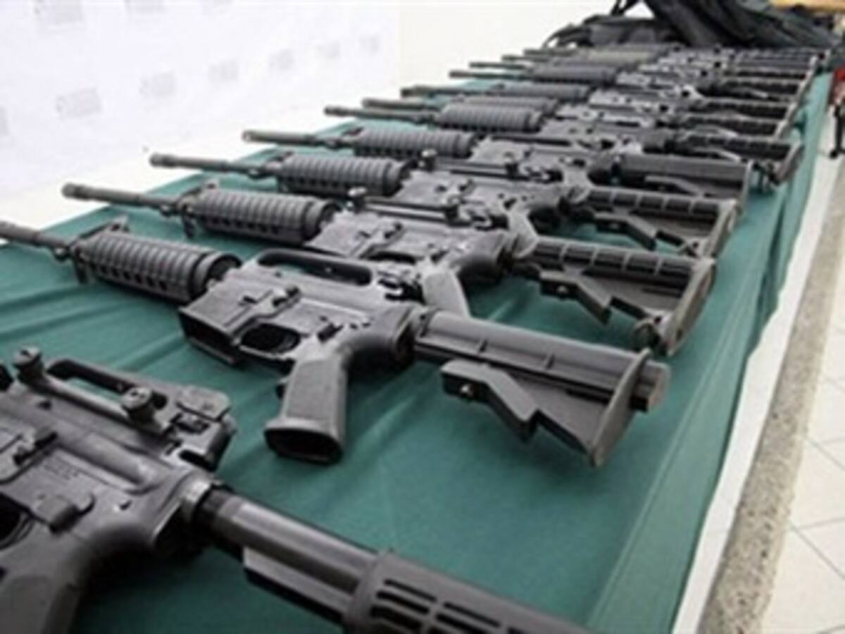 Investigan armas venezolanas de ‘paras’